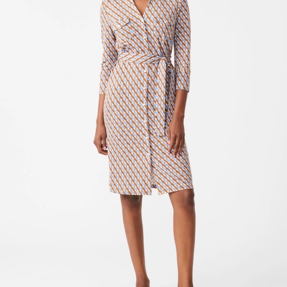 J. McLaughlin Dresses & Skirts - JMcLaughlin Brynn Geometric Print Shirt Dress 3/4 Sleeve Tie Waist Midi
